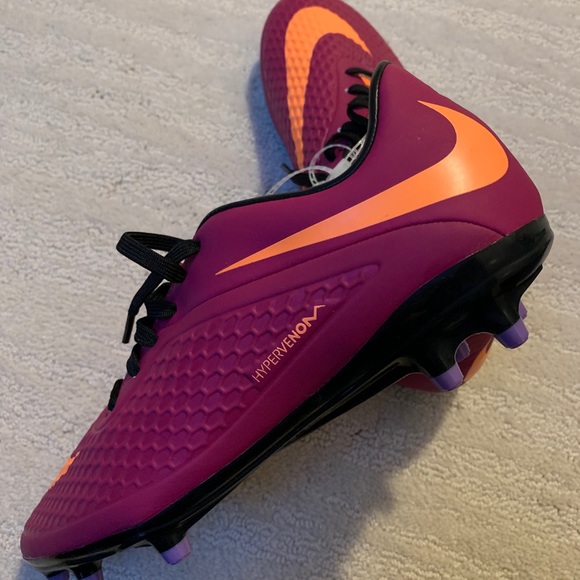 Nike HYPERVENOM - Picture 4 of 7